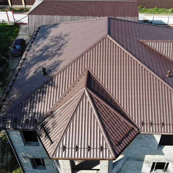 Монтаж сложной крыши и кровли в Южно-Сахалинске и Сахалинской области